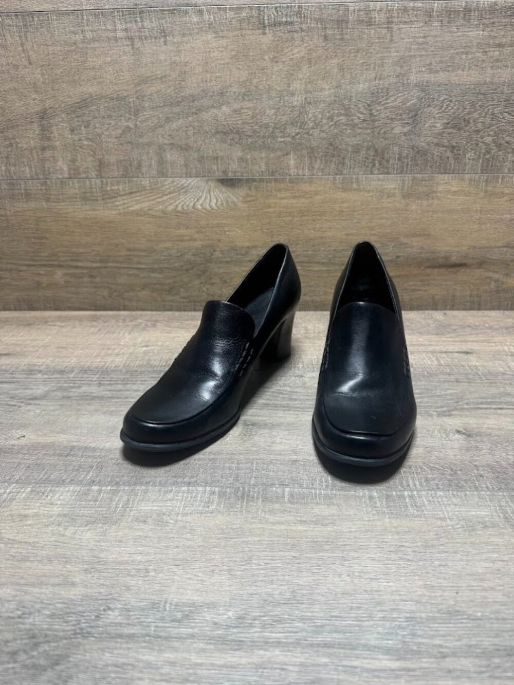 Franco Sarto Nolan Navy Blue Leather Heeled Loafer Women's Size 9